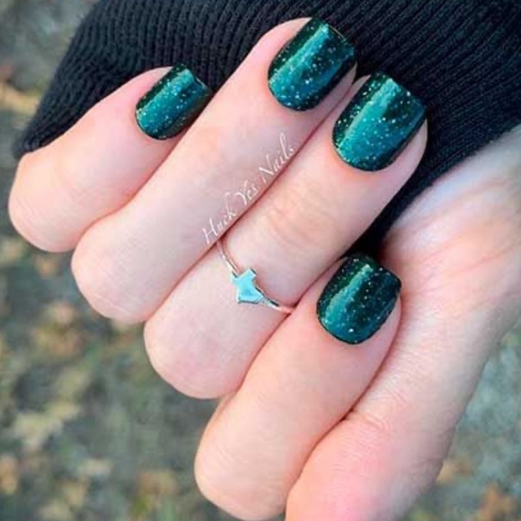 Color street retired set bundle (Scot topic/Fort Worth It/ Holidaze) - Picture 4 of 7